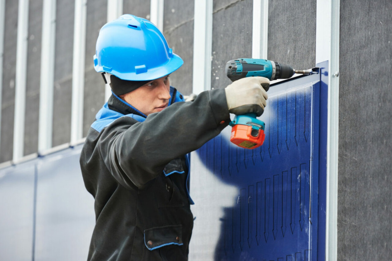 Монтаж конструкций навесного вентилируемого фасада и его особенности