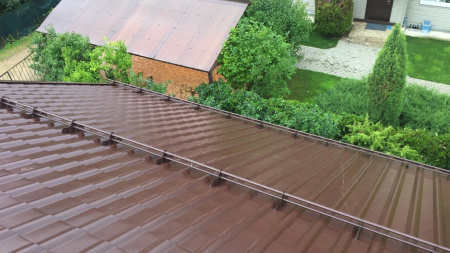 Металлочерепица камея 0,5 Satin RAL 8017 шоколад